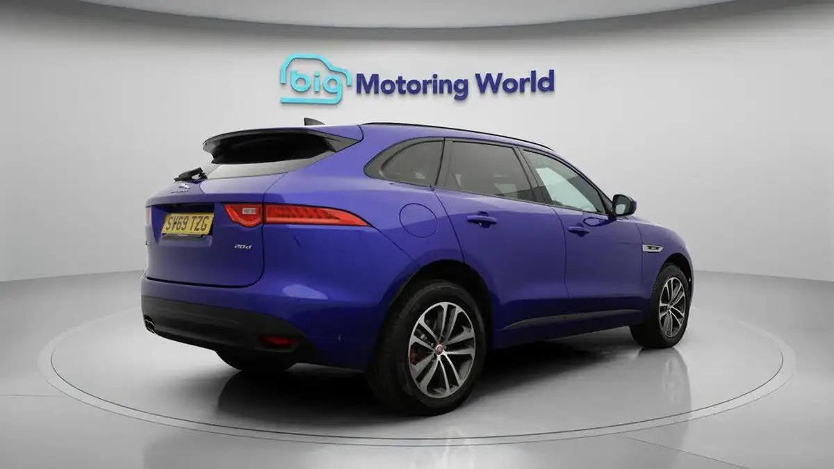 2019-jaguar-f-pace-20-i4d-r-sport-180ps-auto-big-6