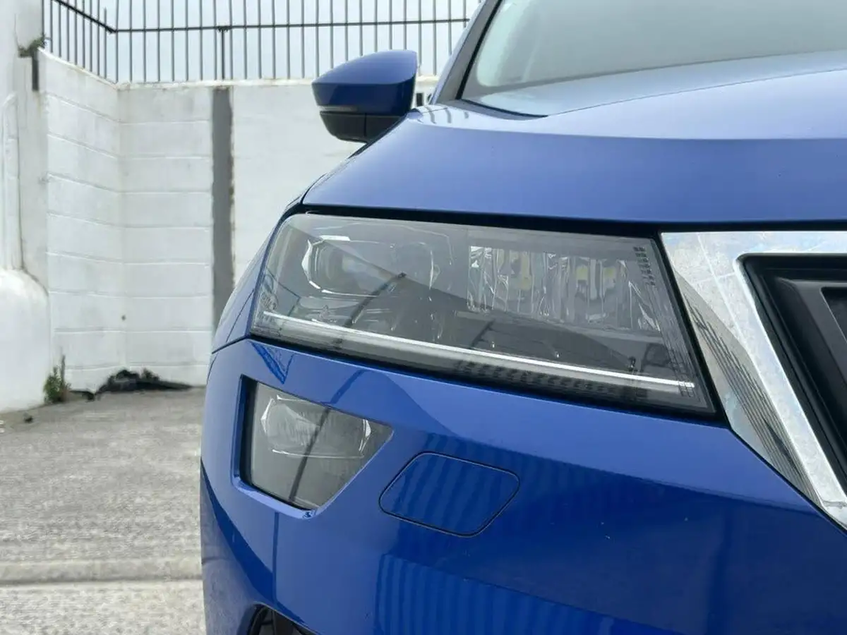 2018-skoda-karoq-20tdi-scr-se-l-dsg-big-11