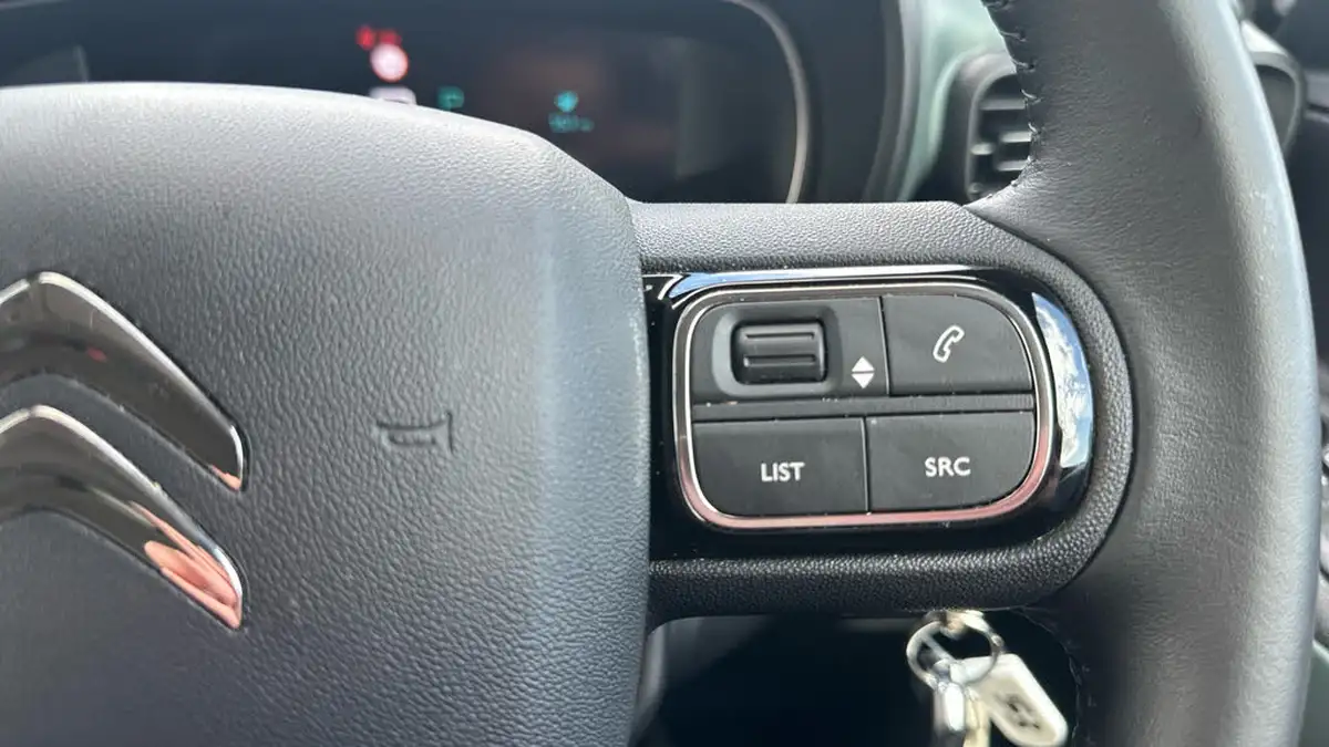2024-citroen-berlingo-e-flair-xtr-m-size-big-23