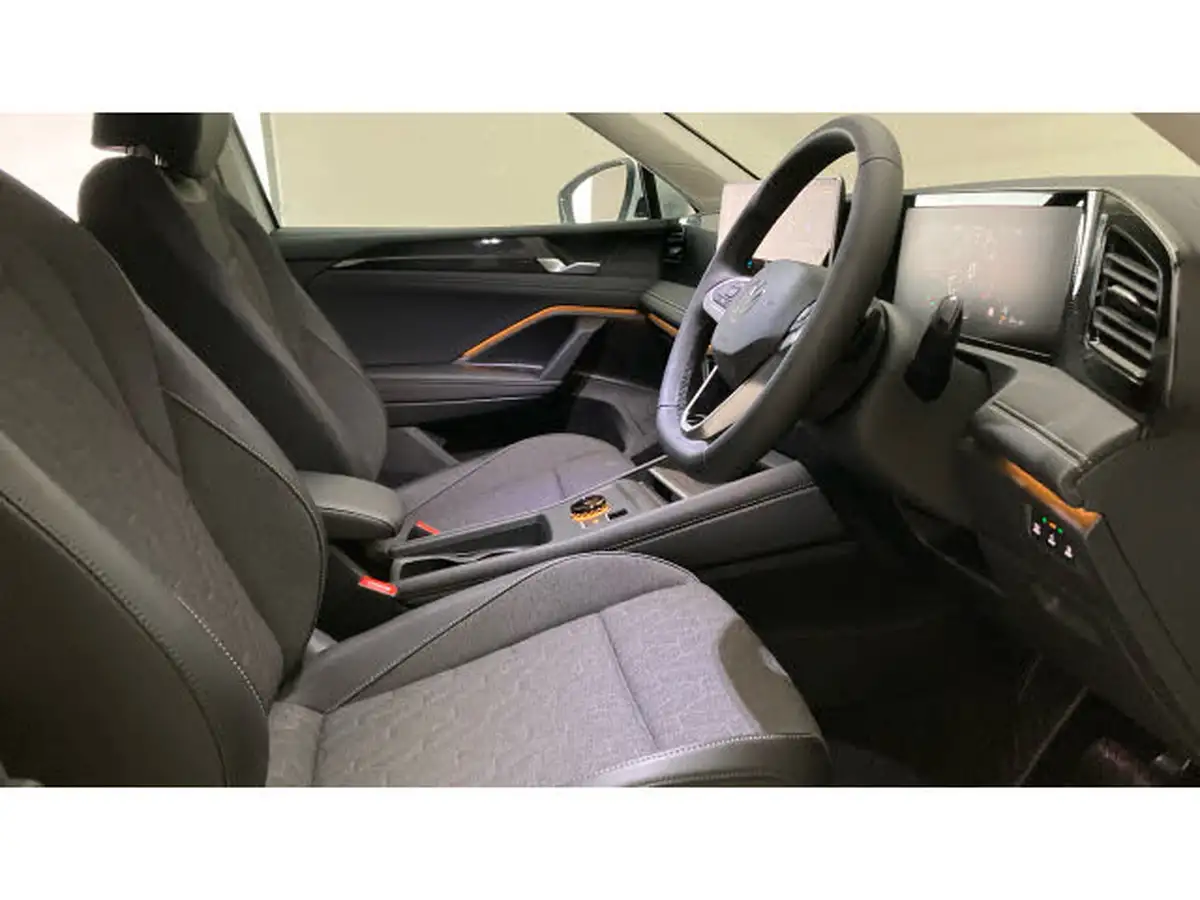 2025-volkswagen-tiguan-15-etsi-match-150ps-big-14