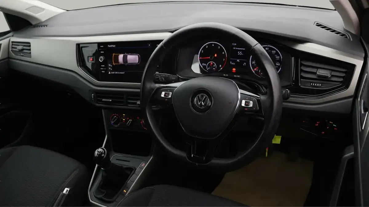 2020-volkswagen-polo-10-match-big-9