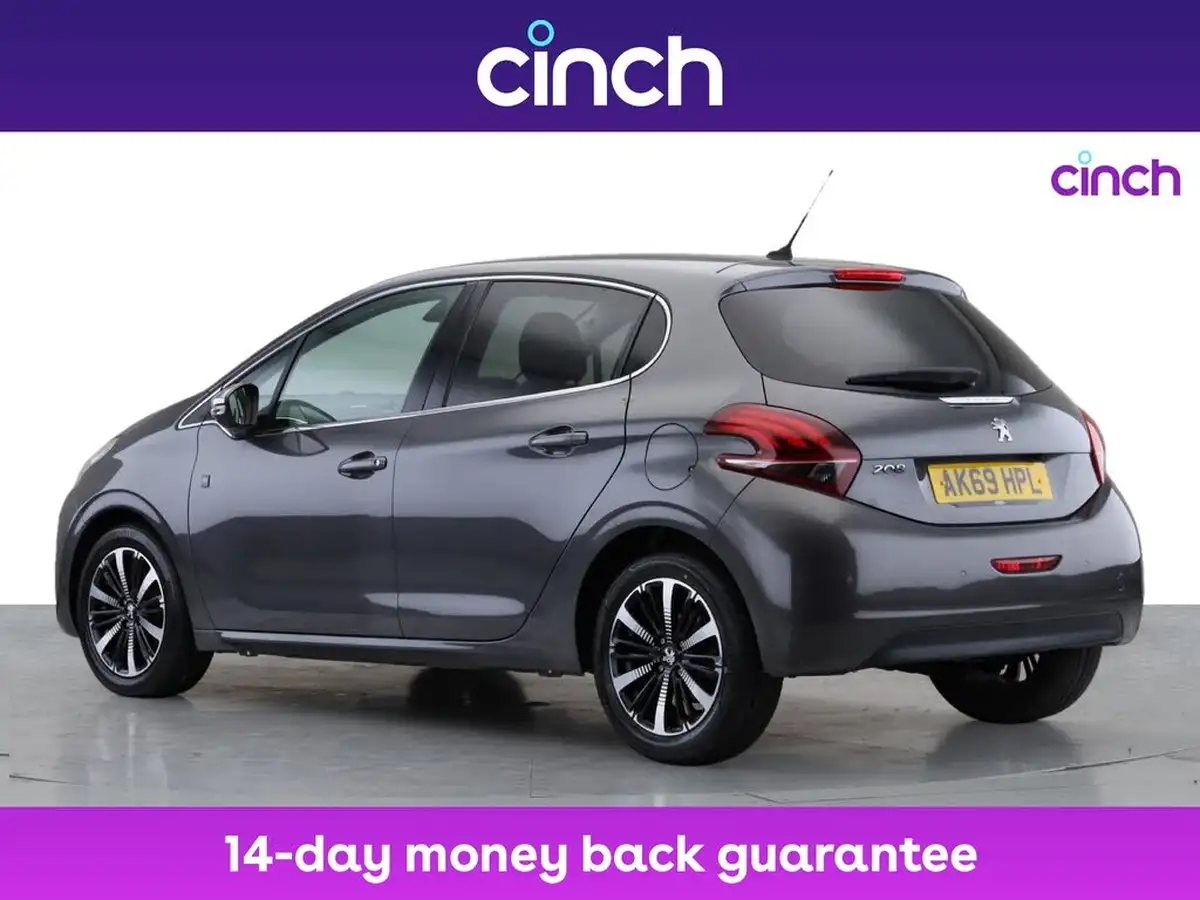 2019-peugeot-208-12-puretech-tech-edition-110bhp-big-5