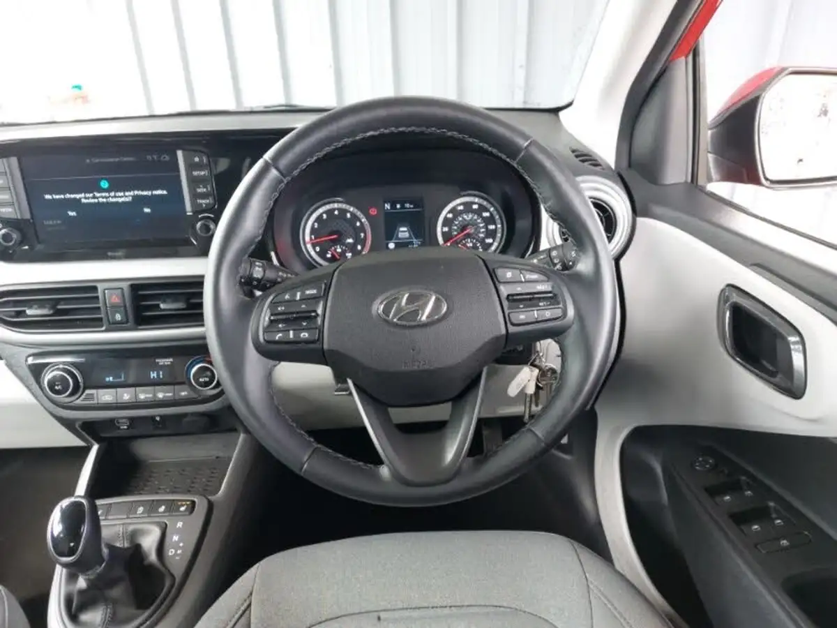 2022-hyundai-i10-12-premium-auto-big-6