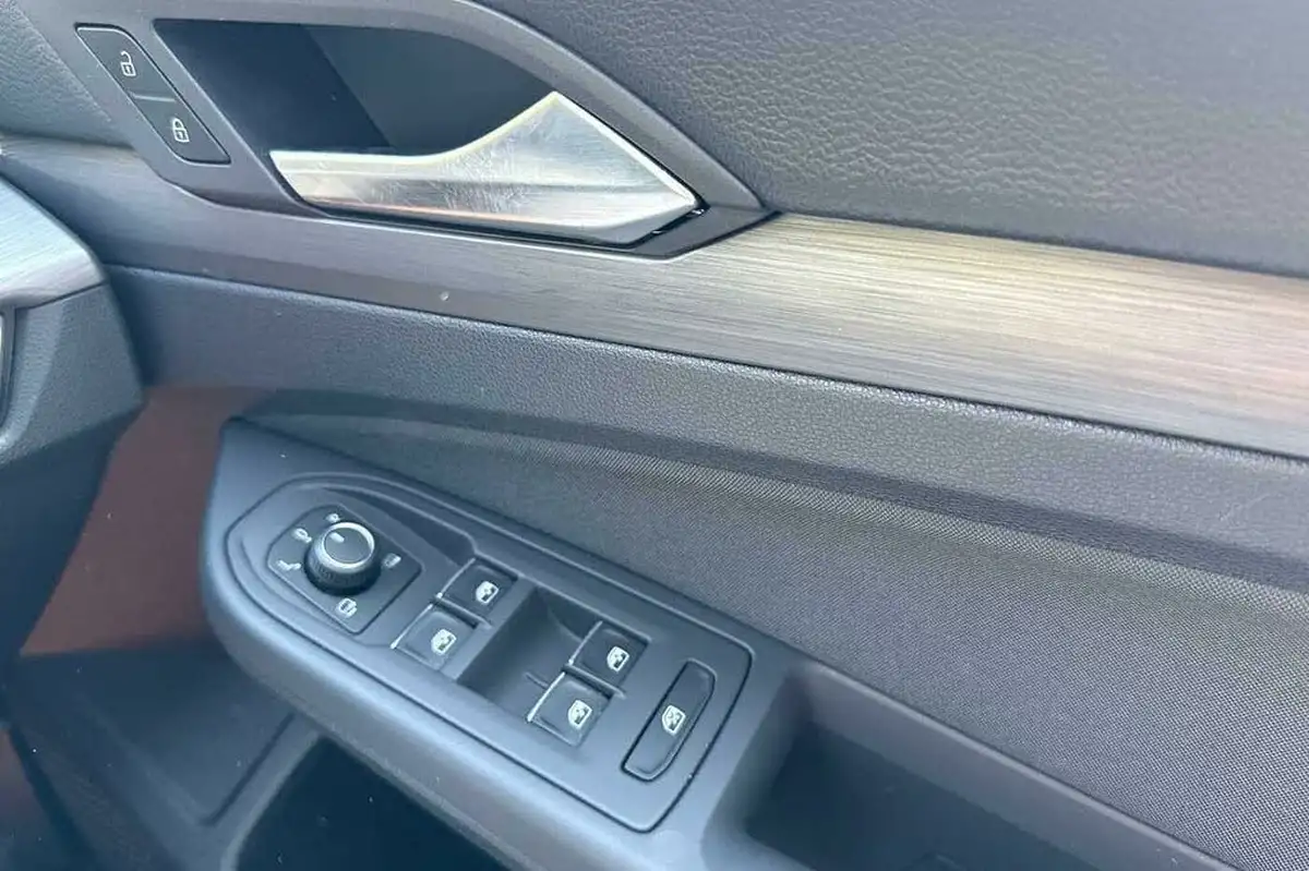 2022-volkswagen-golf-15-etsi-style-150ps-hatchback-big-25