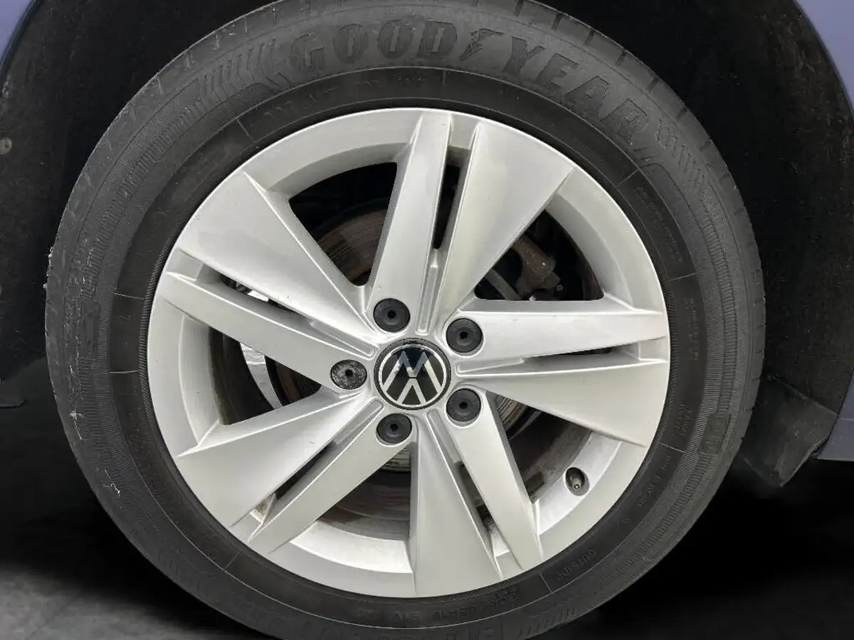 2020-volkswagen-golf-15-tsi-life-130ps-hatchback-big-13