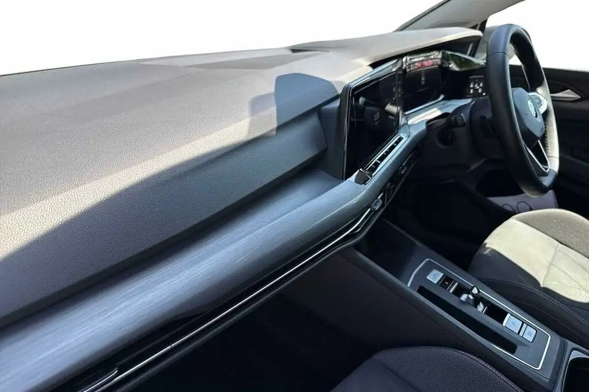 2022-volkswagen-golf-15-etsi-style-150ps-hatchback-big-1