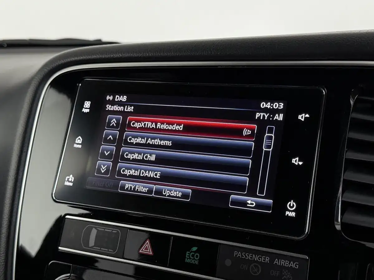 2019-mitsubishi-outlander-24-4h-phev-big-32