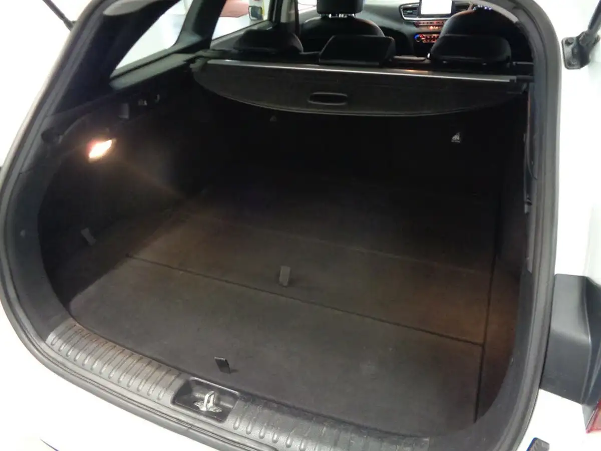 2019-kia-ceed-10-t-gdi-3-sportswagon-big-11