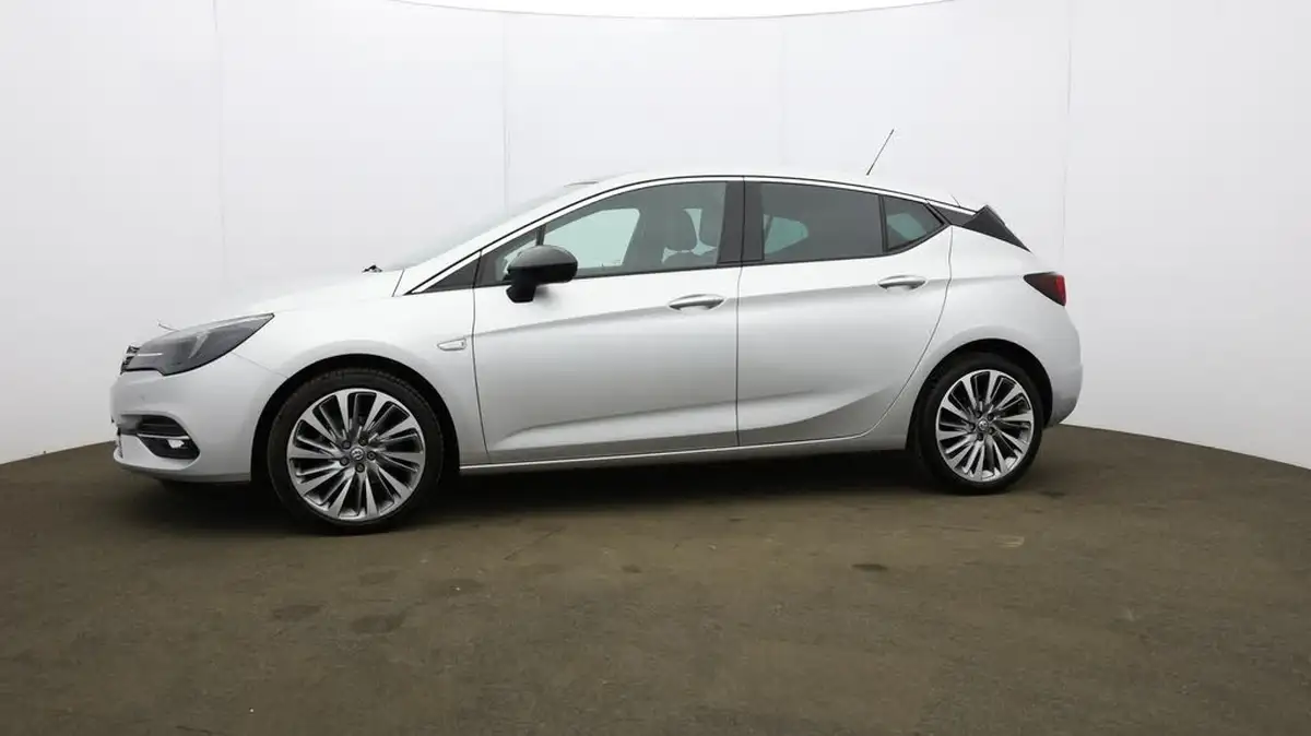 2021-vauxhall-astra-12-turbo-griffin-edition-hatchback-big-70