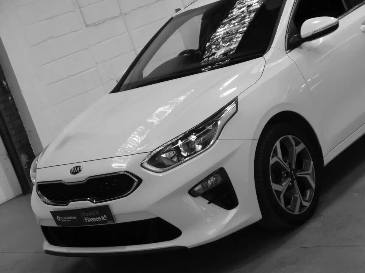 2019-kia-ceed-10-t-gdi-3-sportswagon-big-35
