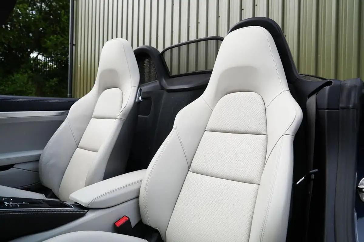 2016-porsche-boxster-718-20-boxster-pdk-big-11