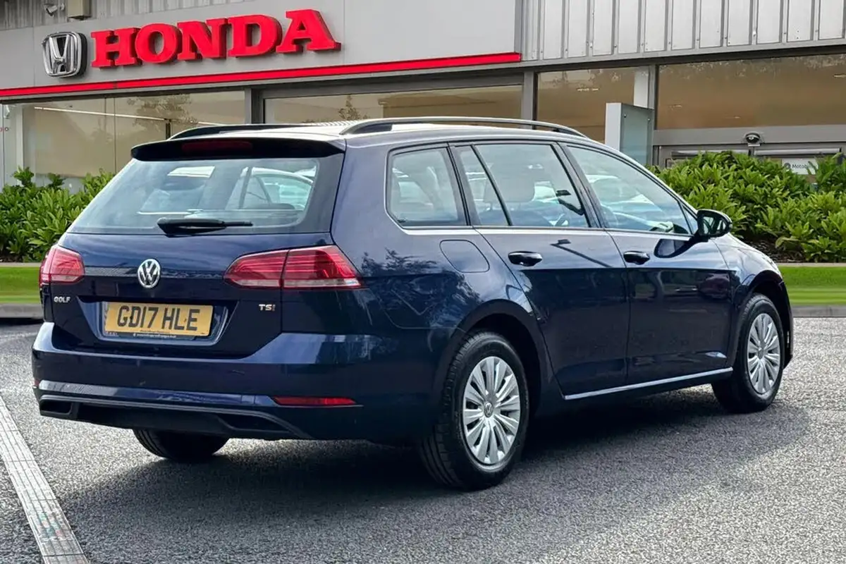 2017-volkswagen-golf-14-tsi-ss-estate-5d-dsg-big-11