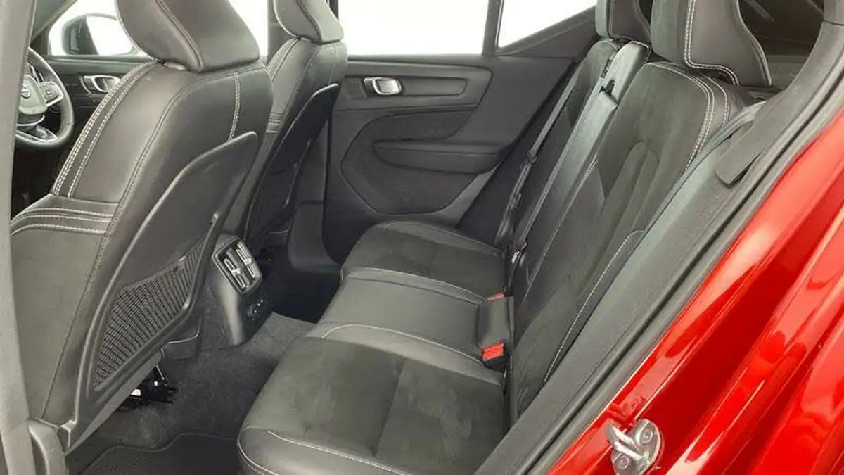 2022-volvo-xc40-15-t5-r-design-pro-big-36