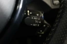 2016-toyota-yaris-133-design-small-21
