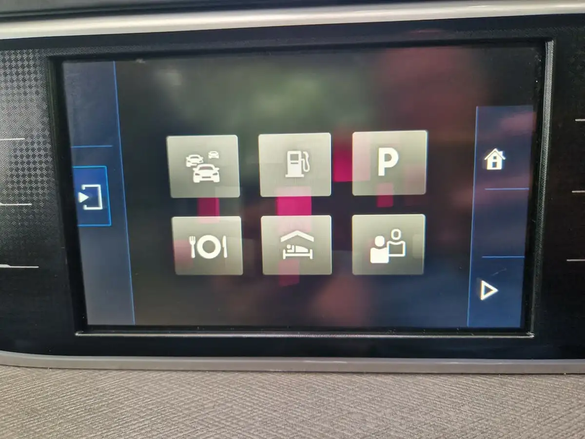2014-citroen-grand-c4-picasso-16e-hdi-exclusive-etg6-big-35