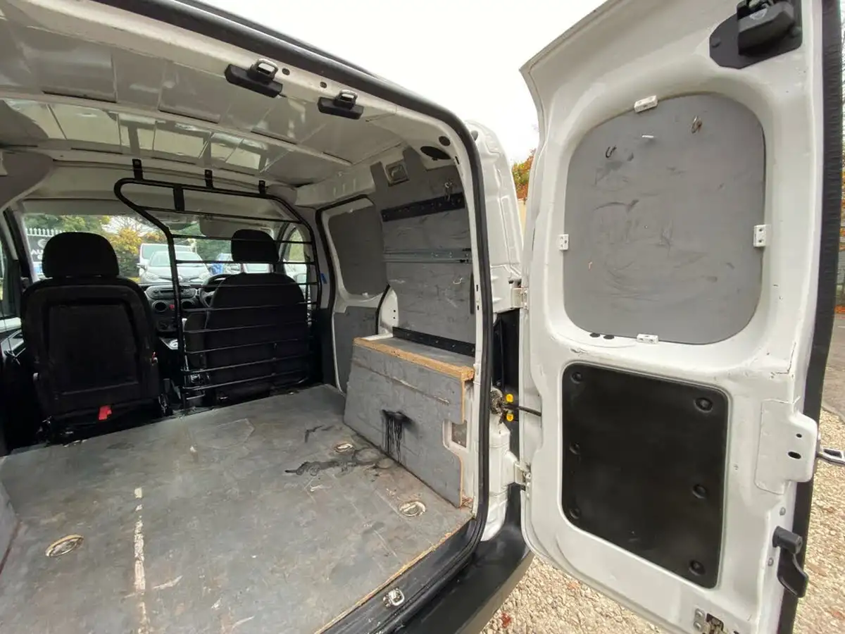 2015-fiat-fiorino-13jtd-cargo-sx-comfort-matic-big-34