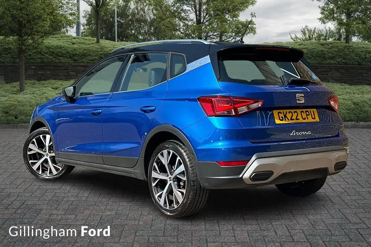 2022-seat-arona-10-tsi-xperience-lux-dsg-big-1