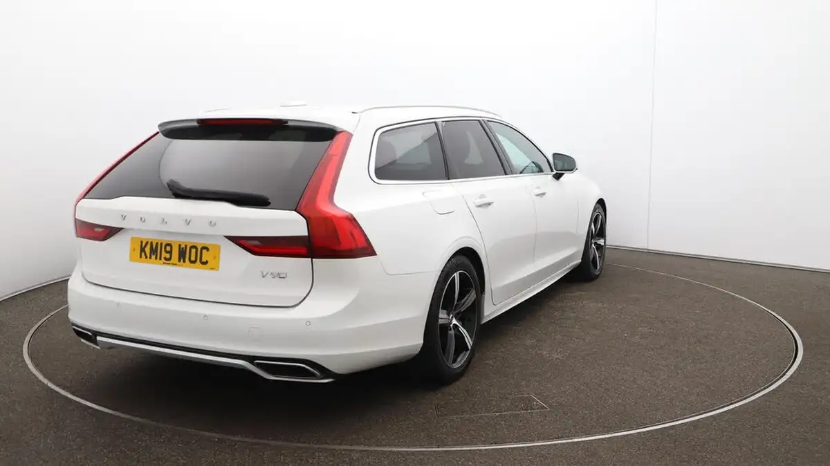 2019-volvo-v90-20td-d4-r-design-big-46