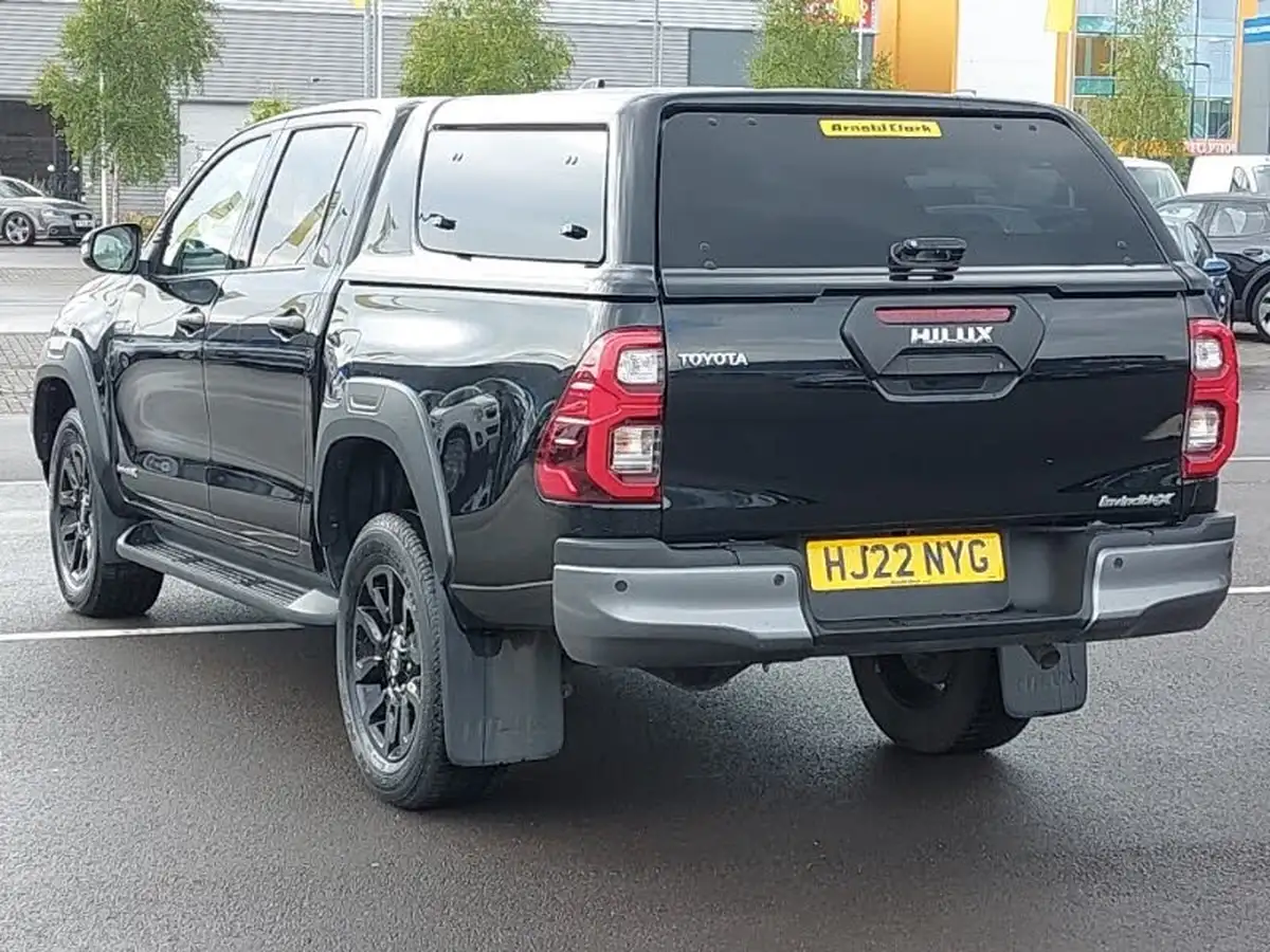 2022-toyota-hi-lux-28d-4d-invincible-x-204hpeu6d-2755cc-auto-big-1