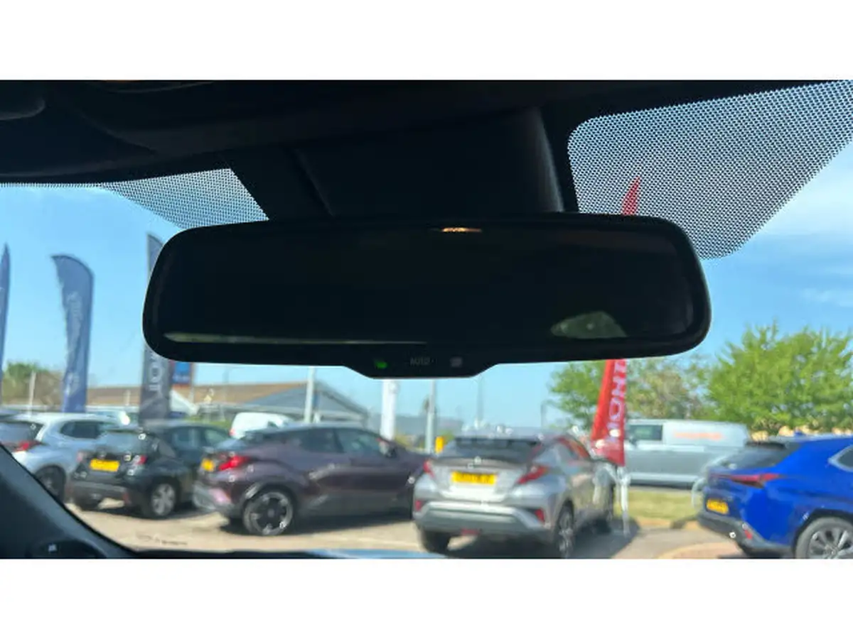 2022-toyota-yaris-cross-15-vvt-i-dynamic-big-26