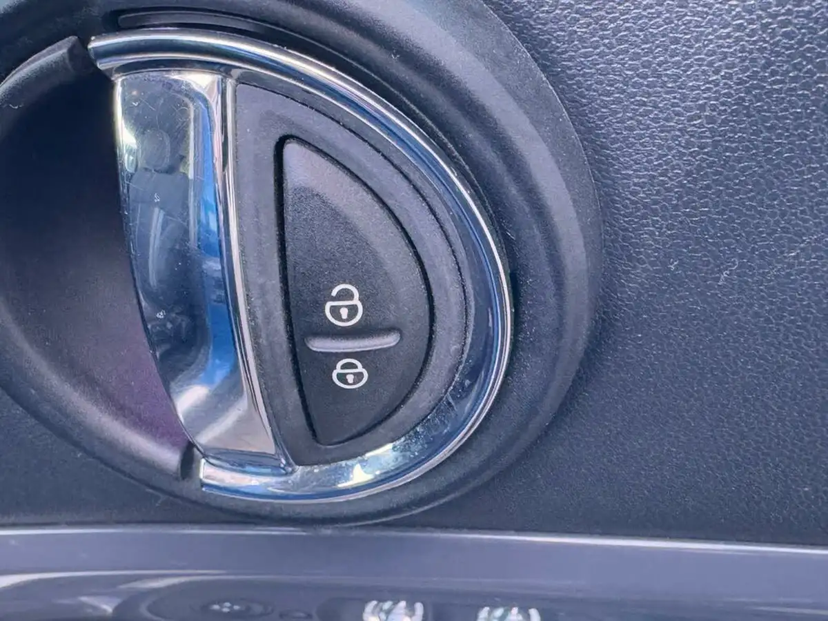 2019-mini-countryman-20-cooper-s-classic-comfort-big-22