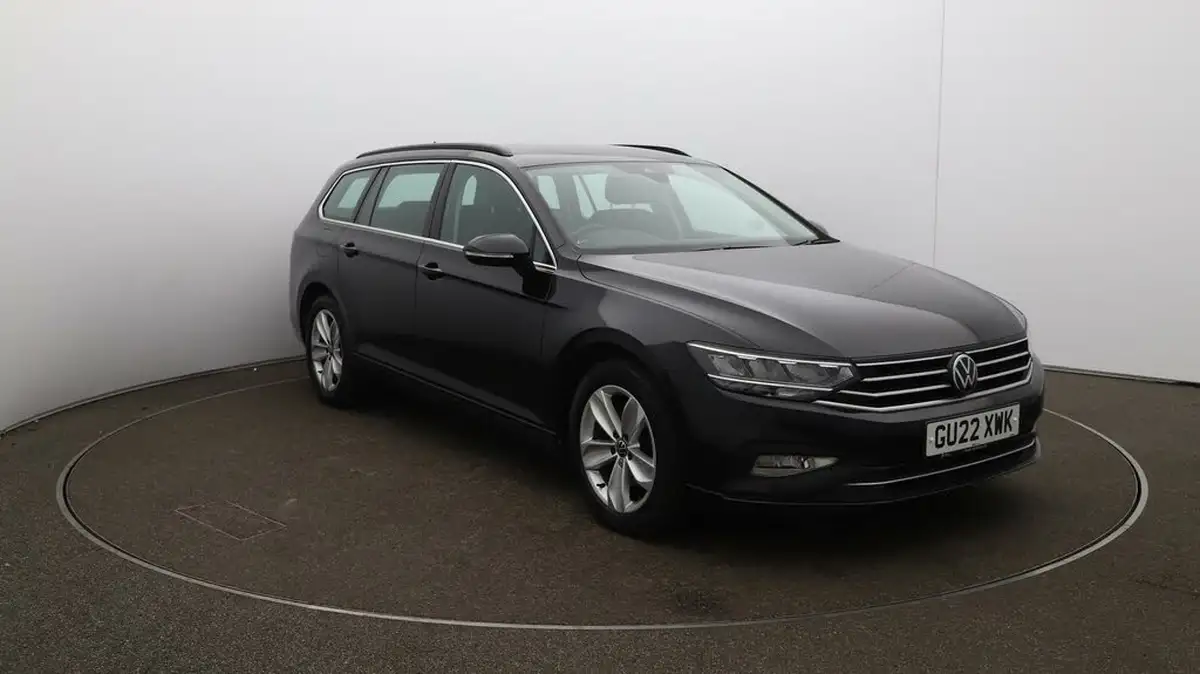 2022-volkswagen-passat-20tdi-se-nav-150ps-estate-5d-big-42