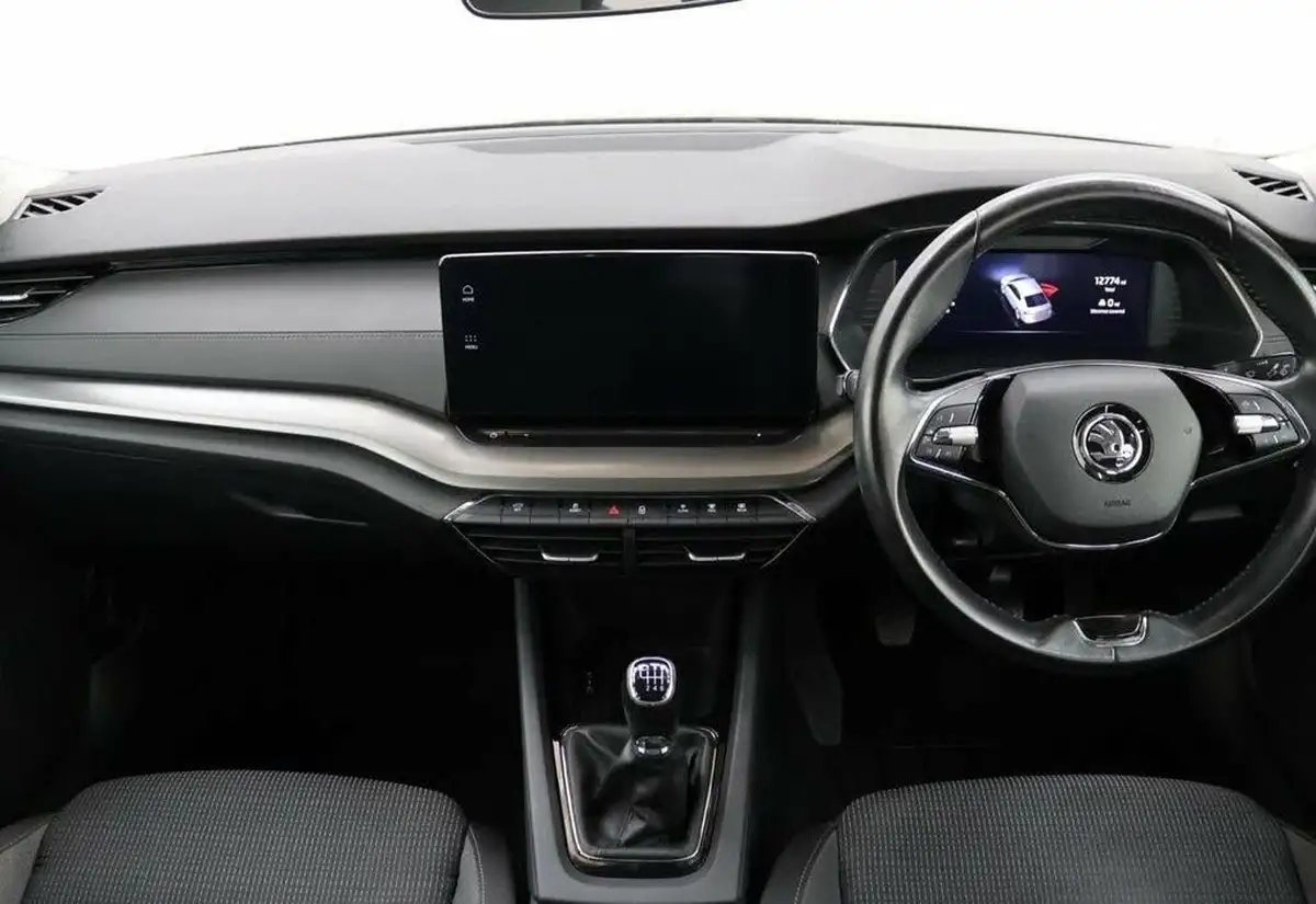 2022-skoda-octavia-15-tsi-se-technology-hatchback-big-9