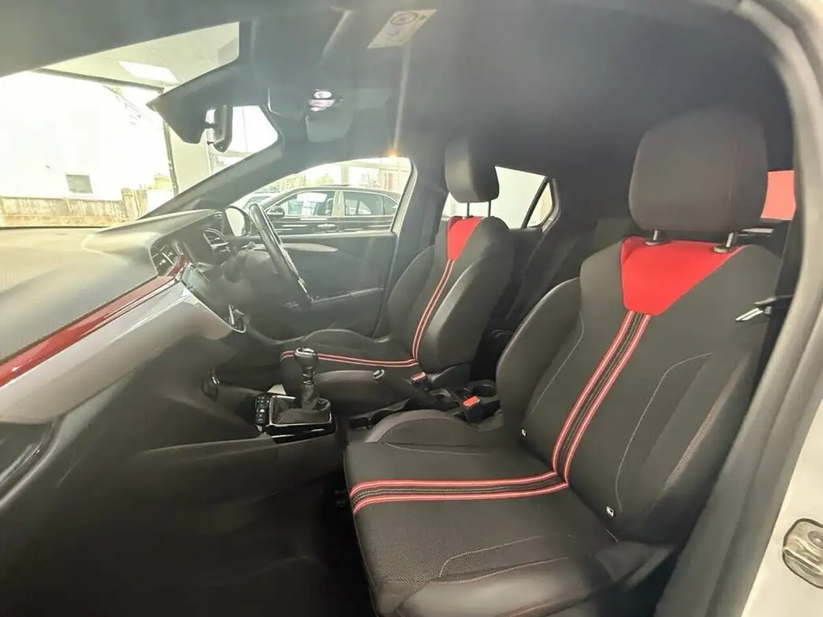 2020-vauxhall-corsa-12-turbo-sri-nav-big-17