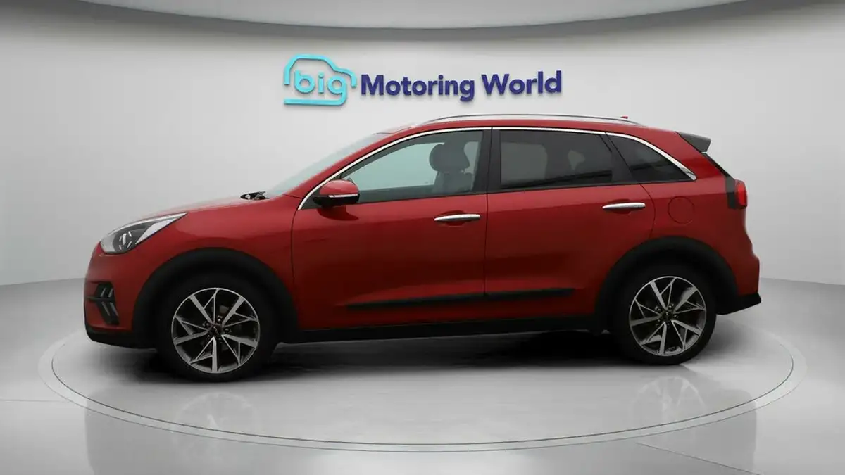 2022-kia-niro-16-gdi-3-156kwh-big-4