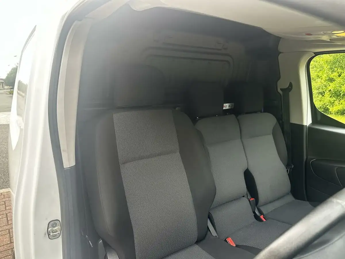 2021-peugeot-partner-15-bluehdi-1000-professional-premium-100pseu6d-big-28