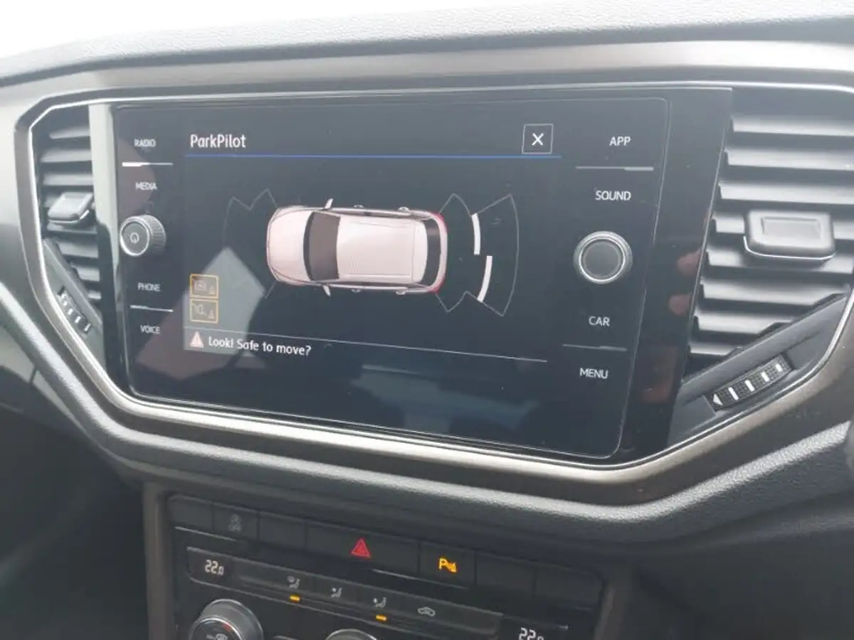 2020-volkswagen-t-roc-10-tsi-se-115ps-big-16