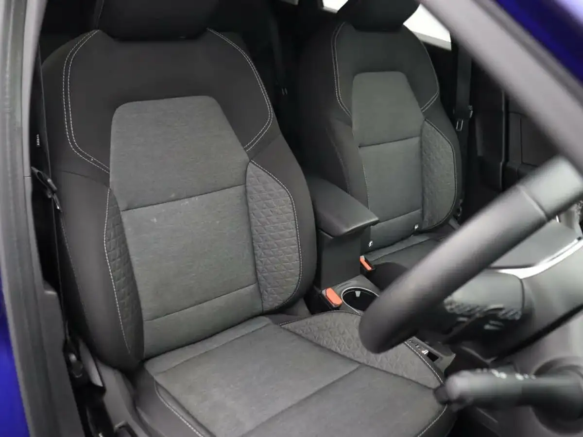 2022-renault-captur-13-tce-iconic-edition-edc-auto-big-14