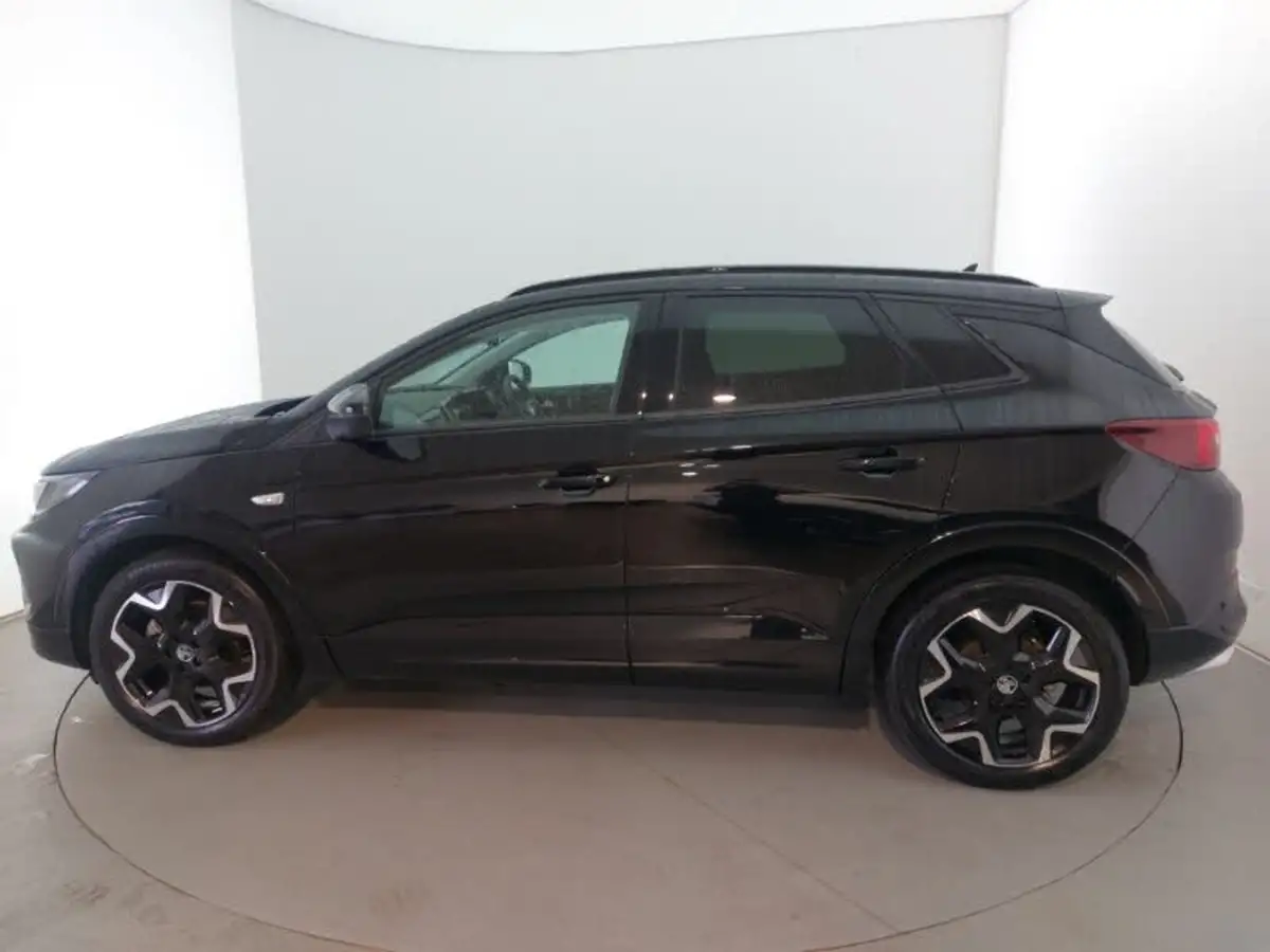 2024-vauxhall-grandland-12-ultimate-130ps-big-3