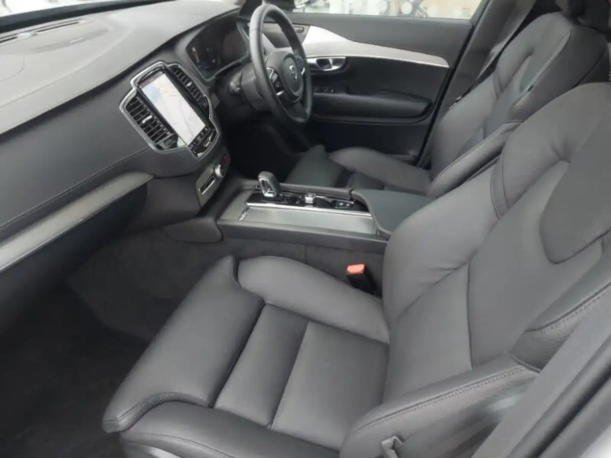 2024-volvo-xc90-20-b5-plus-big-4