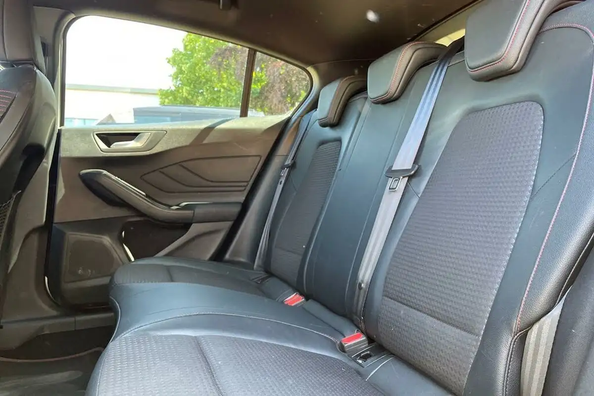 2020-ford-focus-10t-st-line-x-edition-125ps-hybrid-mhev-hatchback-big-30