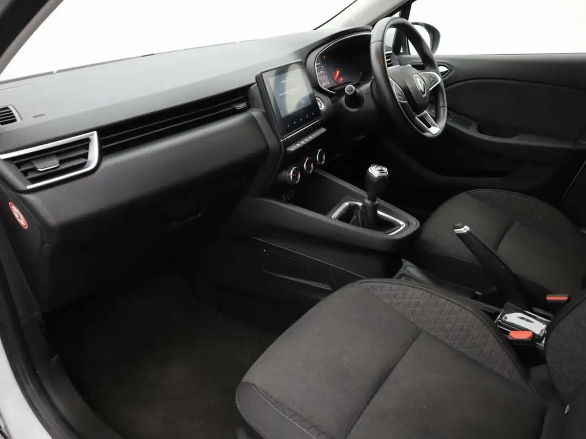 2021-renault-clio-15dci-iconic-90ps-ss-big-12