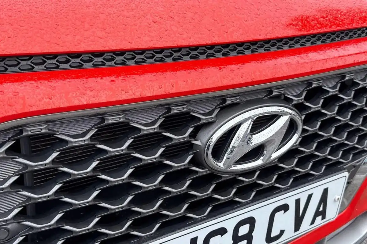 2018-hyundai-kona-10-t-gdi-premium-se-1-tone-roof-big-41
