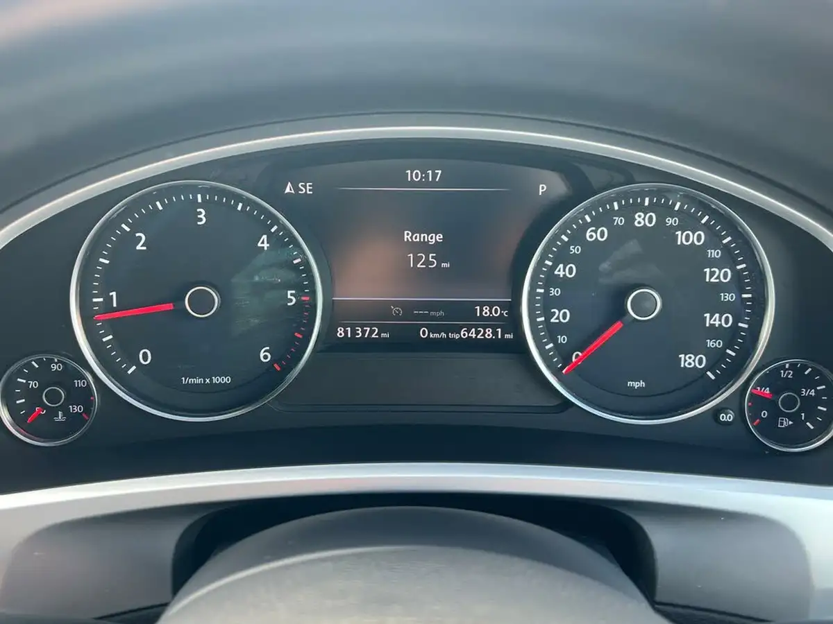 2017-volkswagen-touareg-30tdi-r-line-plus-262ps-ss-2967cc-big-19