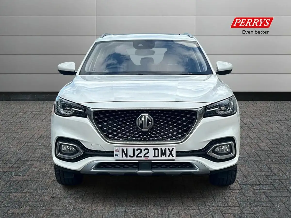 2022-mg-hs-15t-gdi-exclusive-162ps-dct-big-3