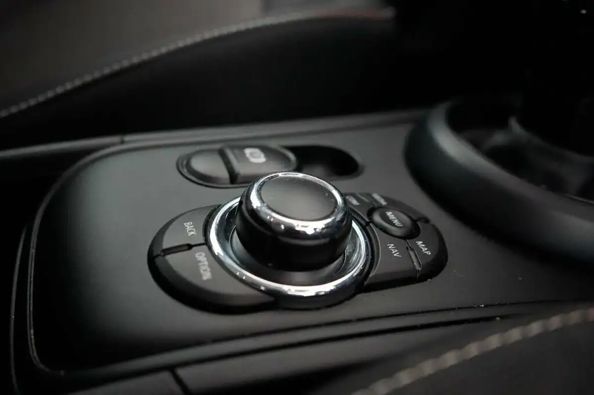 2022-mini-countryman-15-cooper-classic-auto-big-22