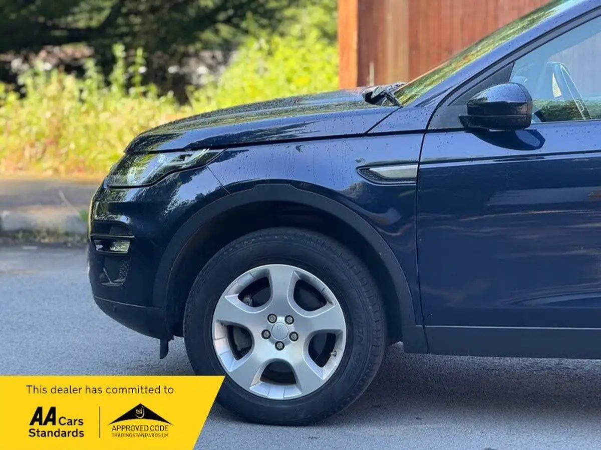 2016-land-rover-discovery-sport-20td4-se-tech-150ps-awd-ss-big-3