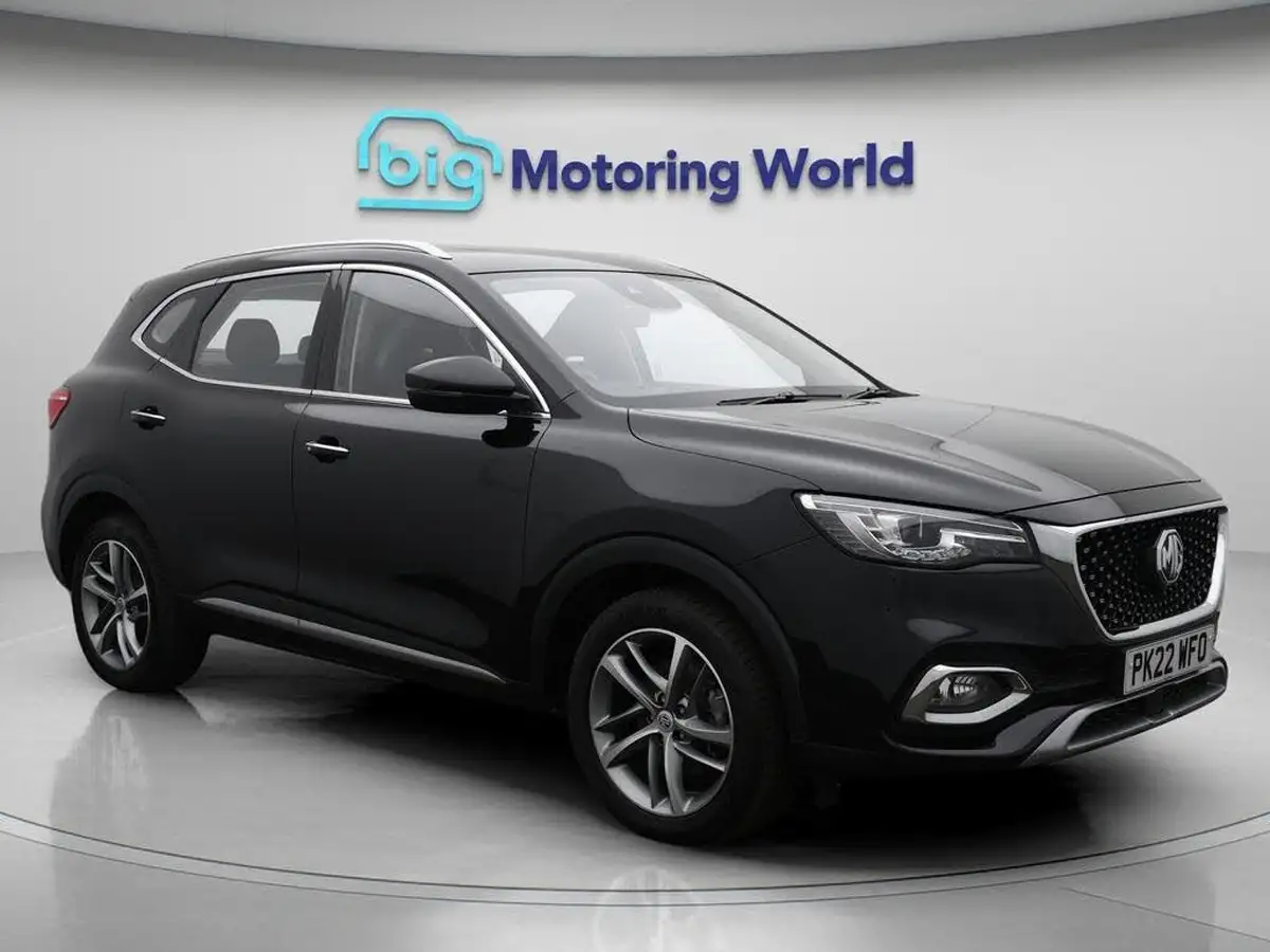 2022-mg-hs-15t-gdi-exclusive-162ps-big-0