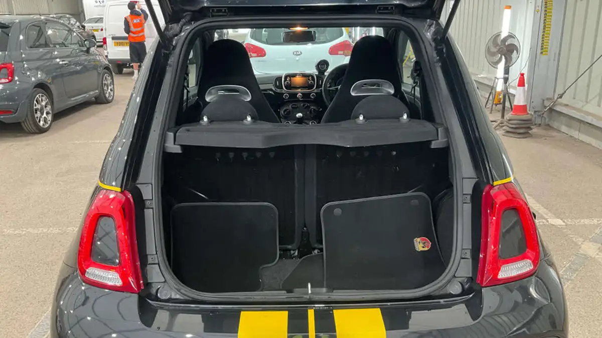 2019-abarth-595-14-tjet-big-6