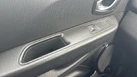 2019-renault-clio-09-tce-iconic-90ps-small-38