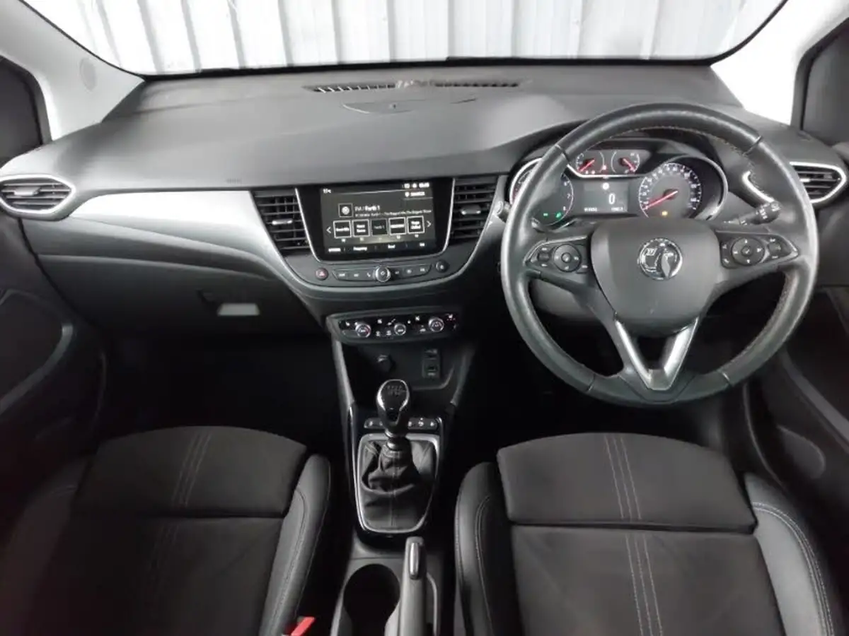 2022-vauxhall-crossland-15-ultimate-110ps-big-2