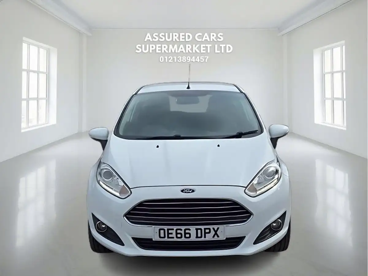 2016-ford-fiesta-10t-zetec-100ps-ecoboost-ss-3d-big-2