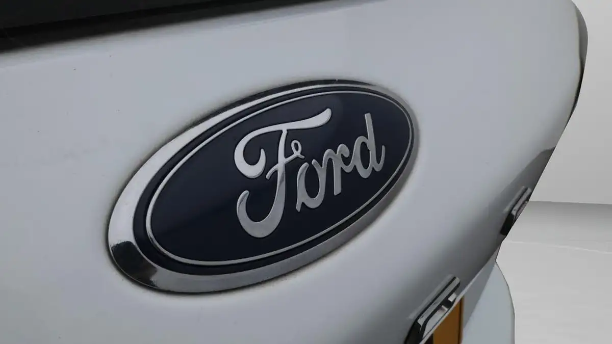 2021-ford-kuga-15-st-line-edition-big-20