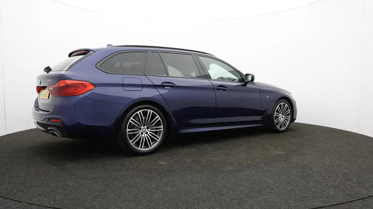 2020-bmw-5-series-20td-520d-m-sport-190ps-mht-touring-5d-big-15
