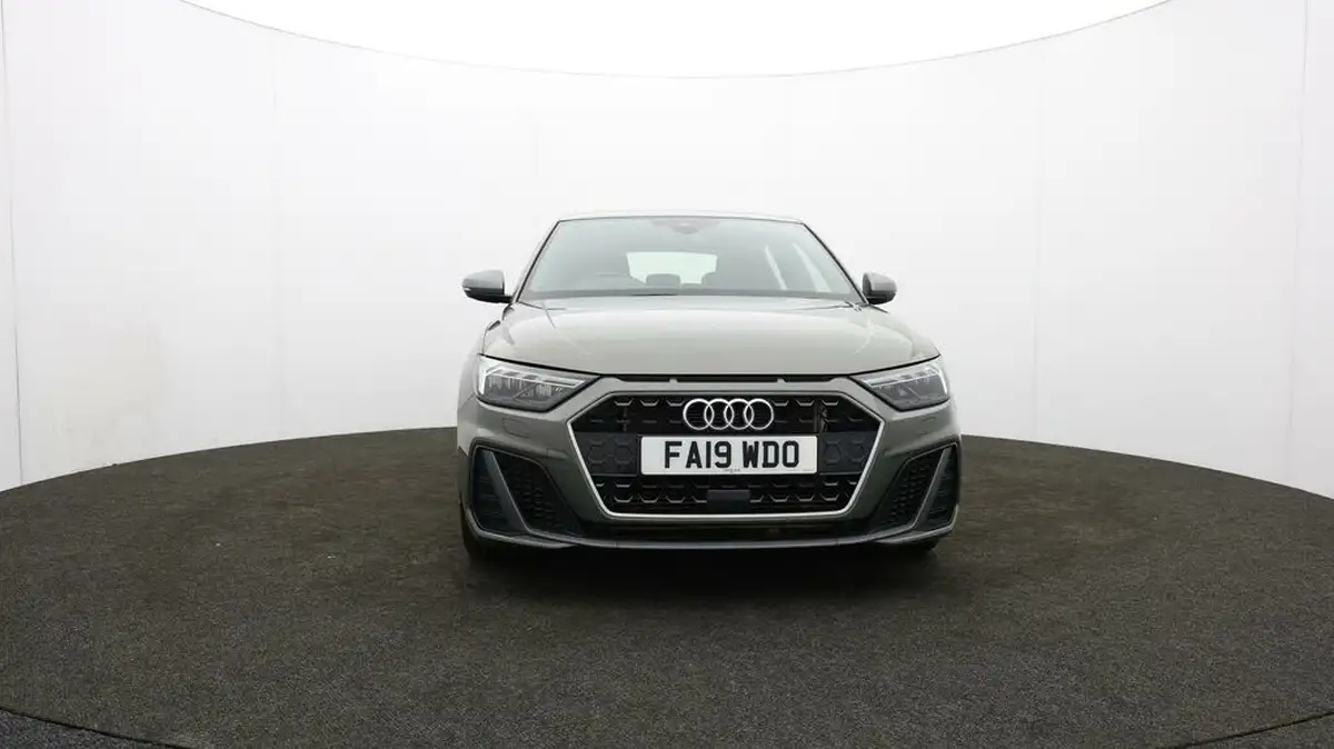 2019-audi-a1-20-40-tfsi-s-line-competition-big-54
