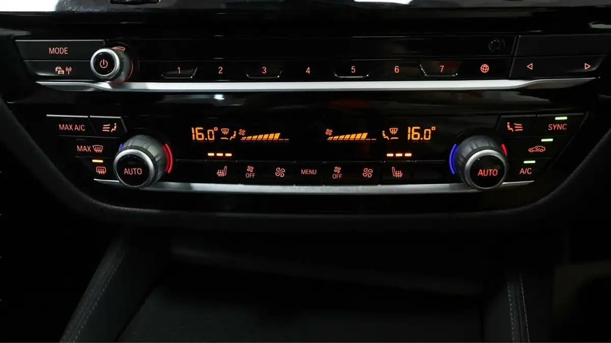 2021-bmw-5-series-20td-520d-m-sport-mht-saloon-4d-big-12